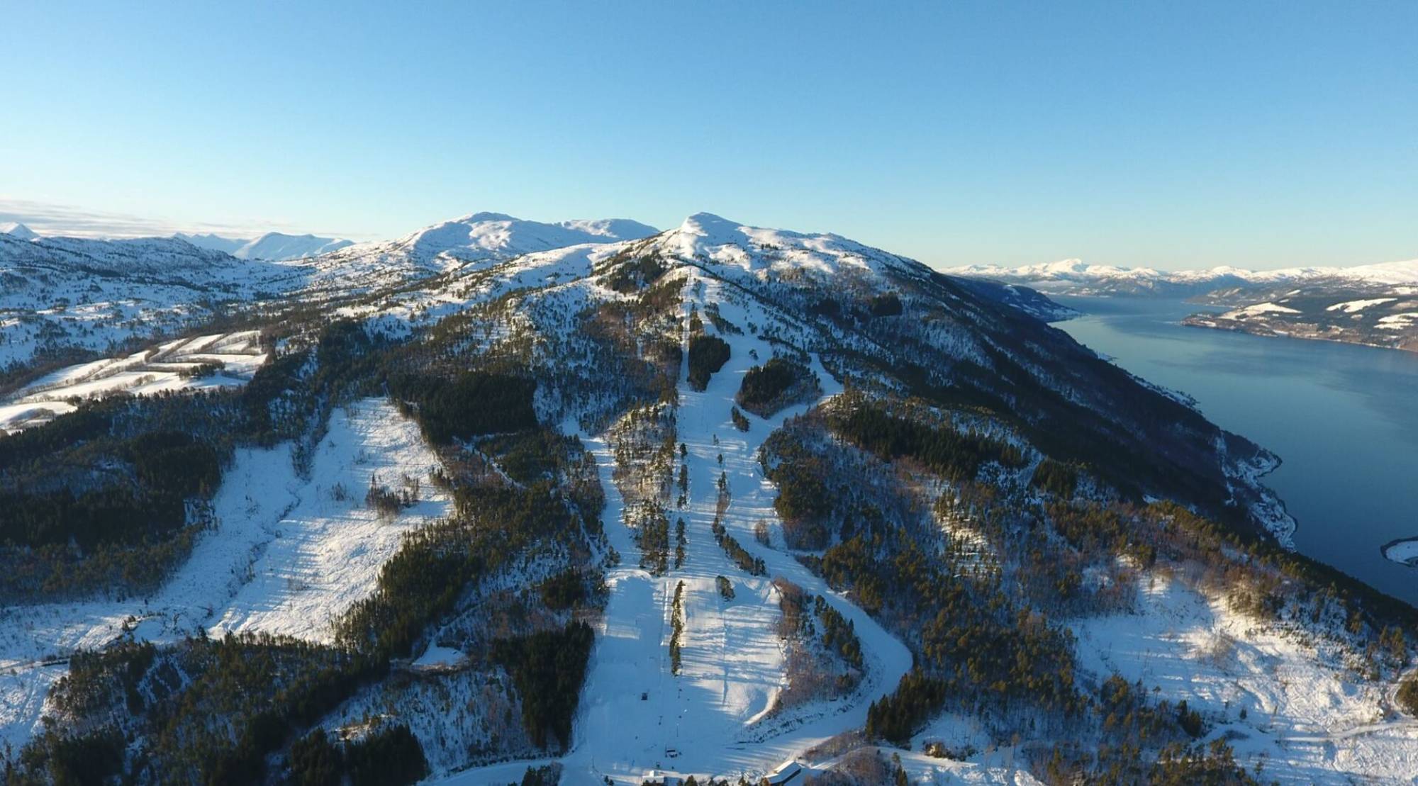 Ski pass 2024∕2025 Buy lift tickets to Surnadal Alpinsenter Online